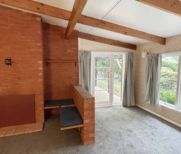 Freshly Renovated Family Home - Cashmere High School Zone - Photo 2