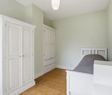 4 bedroom terraced house to rent - Photo 2