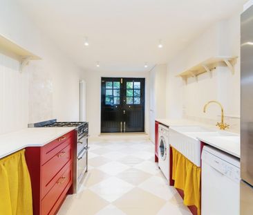 4 Bed Terraced House, Belgrade Road, N16 - Photo 1