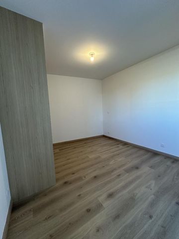 Location Appartement 3 pièces Meublé 72m² MERIGNAC 33700 - Photo 4