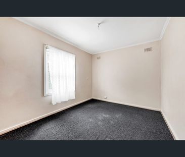 26 International Avenue, Salisbury North, SA 5108 - Photo 6