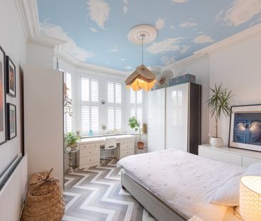 2 Bed Flat, Bromley Road, SE6 - Photo 3