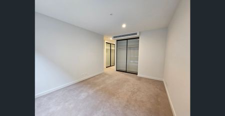 Montage of Style and Function - Photo 3