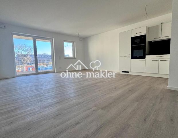 Moderne 3-Zimmer Wohnung mit Einbauküche und Balkon an der Lagarde-Kaserne! - Foto 1