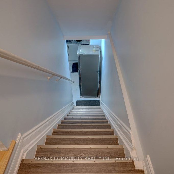 Townhouse For Lease | E8112310 - Photo 1