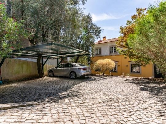 7 room luxury House for rent in Coimbra, Distrito de Coimbra - Photo 1