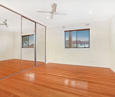 Shellharbour Village Stunner, freshly painted through out - Photo 3