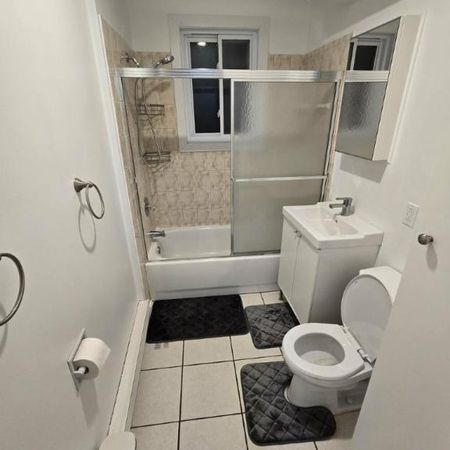 3 1/2 - Longueuil (Le Vieux-Longueuil) - 1 800 $/mois - Photo 3