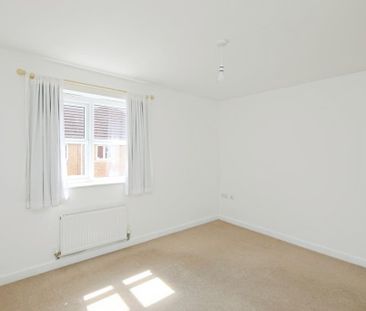2 bedroom property to rent - Photo 4