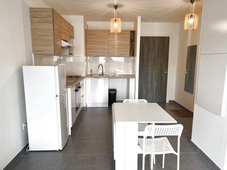 Location Appartement 2 pièces 46m² RODEZ 12000 - Photo 4