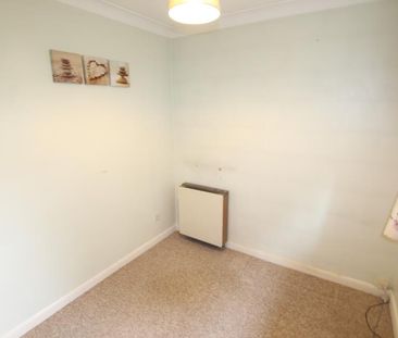 Limebush Close, New Haw - 1 bedroomProperty for lettings - Seymours - Photo 2