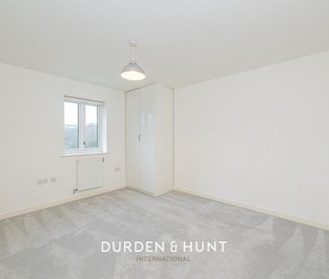 3 bedroom semi-detached house to rent - Photo 3