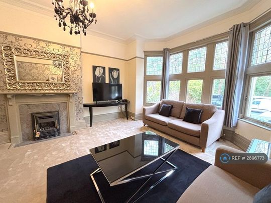 2 bedroom flat to rent - Photo 1