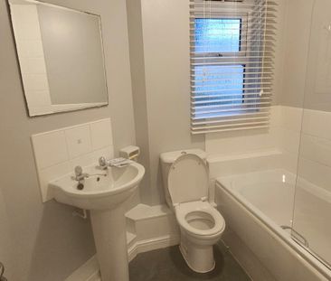 2 Bed - 326 Whitehall Road, Leeds - LS12 5NP - Professional - Photo 6