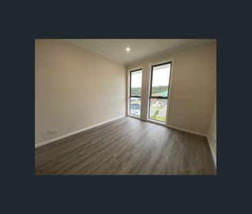 Beautiful Home with Exceptional Features! - Photo 2