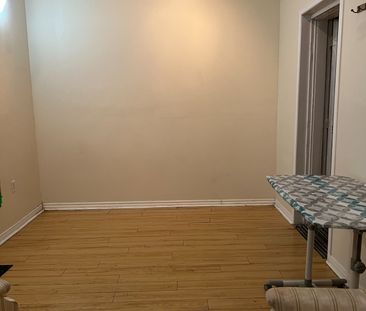 For Lease - 14 Tofield Crescent Unit# Main/lower bsmt, Toronto, Ont... - Photo 4