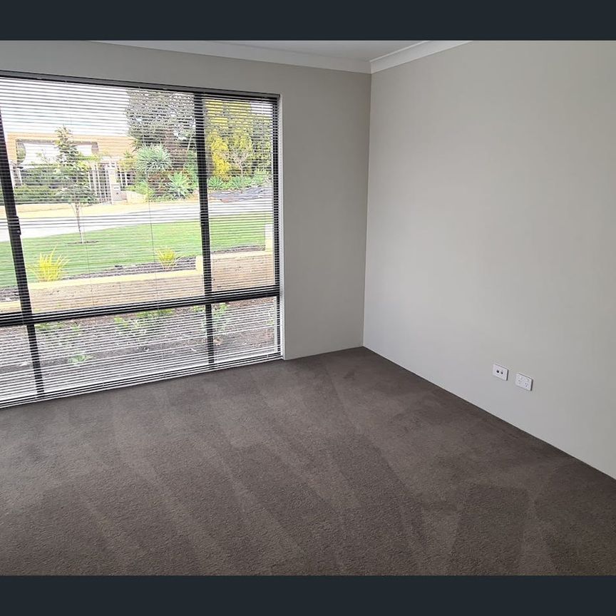 Private & Low Maintenance Living - Photo 1