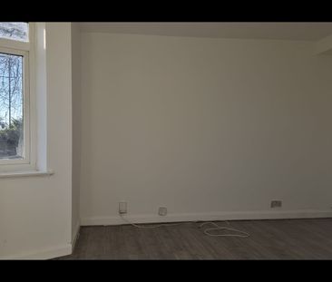 3 Bed Semi-Detached House, Clough Road, M9 - Photo 3