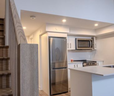 For Lease - 312 Erb Street Unit# 105, Waterloo, Ontario - Photo 3