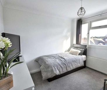 Pendlestone, Thundersley, SS7 - Photo 5