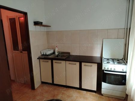 Eroii revolutiei brancoveanu parter - Fotografie 4