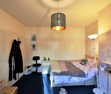 3 bedroom house to rent - Photo 3