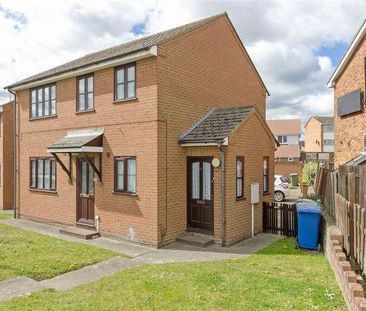Alexander Court, Chalkwell Road, Sittingbourne, Kent, ME10 - Photo 5
