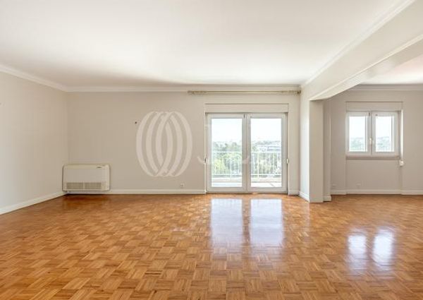 Apartamento T4 em Lisboa
