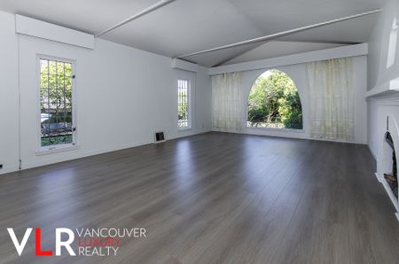 House in Vancouver West Side, BC - Photo 2