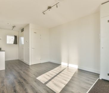 Te huur: Huis Waldorpstraat 471 A in Den Haag - Foto 2