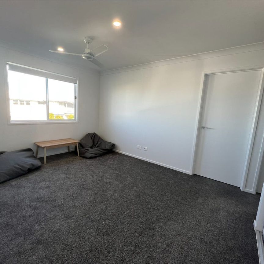 Comfort & Versatility! - Photo 1