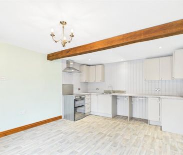 3 bedroom apartment to rent - Photo 5