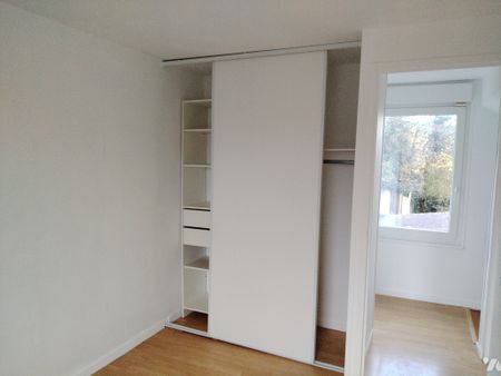 Maison de village bâtie sur 343 m² offrant 101 m² habitable - Photo 3