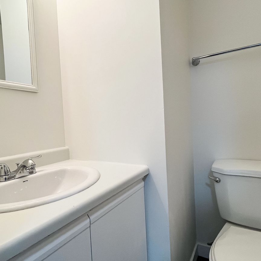 Renovated 3 Bed Home With Finished Basement Move In Early & Pay No Prorated Rent - Photo 1