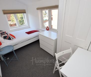 5 bedroom terraced house to rent - Photo 2