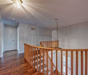 For Lease - 41 Meyer Circle, Markham, Ontario - Photo 3