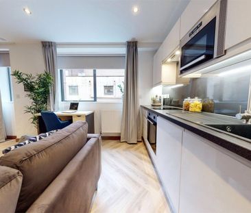 Studio to rent - Photo 2