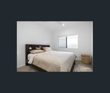 Family Home in Burdell! - Photo 1