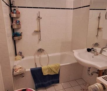 Helle renovierte 3 Zimmer Altbauwohnung in der Nähe der Elbe - Photo 2