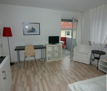 Gepflegte Wohnung in zentraler Lage - Photo 1