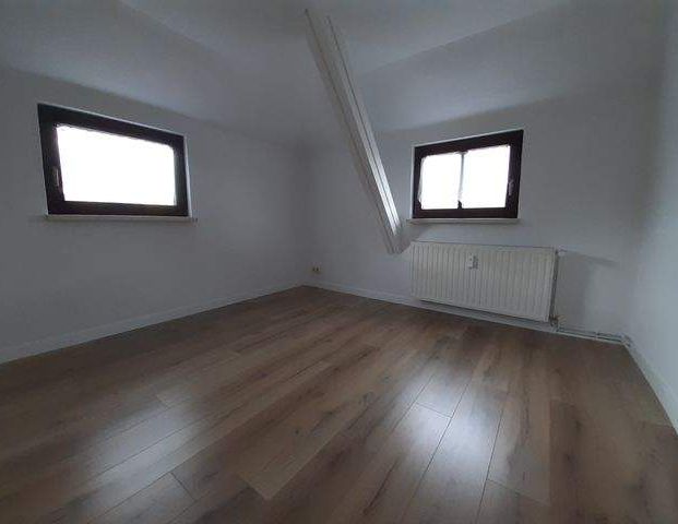 Helle 2-Zimmer-Wohnung in Lunzenau OT Berthelsdorf zu vermieten! - Photo 1
