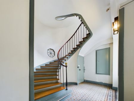 LOCATION T2 MEUBLE - PARIS 10E ARRONDISSEMENT - Photo 2