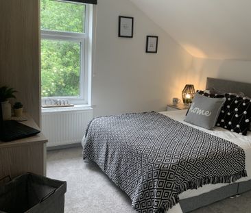 BEDROOM 4 – MEDIUM DOUBLE WITH ENSUITE - Photo 4