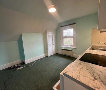 11 London Road, Guildford - 1 bedroomProperty for lettings - Seymours - Photo 3