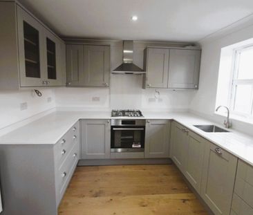 Royal George Road, Burgess Hill, RH15 - Photo 5