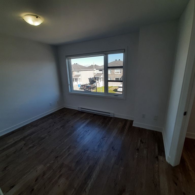 5 1/2 Duplex - Photo 1