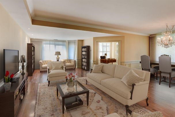 For Lease - 12 Old Mill Trail Unit# 503, Toronto, Ontario - Photo 1