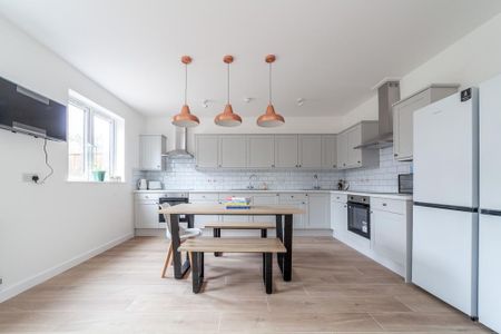 1 bedroom house of multiple occupation to rent - Photo 5