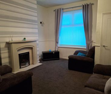 2 bedroom terraced house to rent - Photo 5