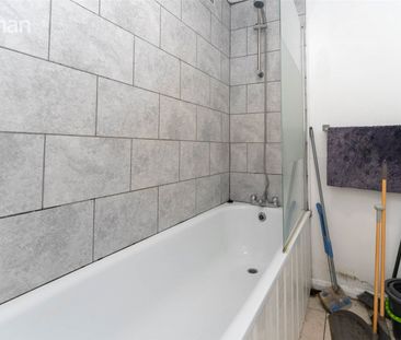 3 bedroom apartment to rent - Photo 5